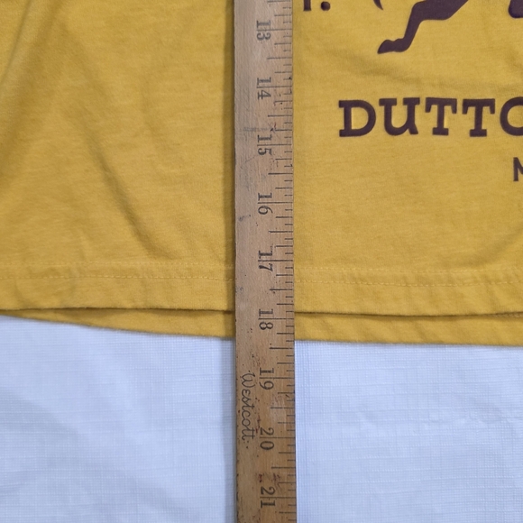Yellowstone Dutton Ranch Crop Top Wrangler Tee Women’s Medium Yellow Ranch Horse - Picture 7 of 7